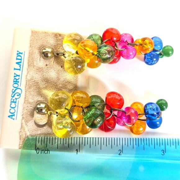 Vintage 80s 90s Chacha Dangle Fruit Grapes Lucite Cluster Bauble Earrings NWT - Picture 3 of 3
